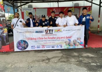 IJTI Kaltara Bagikan Puluhan Paket Sembako Gratis