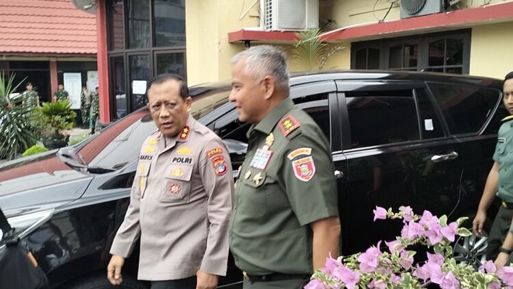 Kapolda bersama Pangdam Bentuk Tim Gabungan Selidiki Insiden Penyerangan Polres