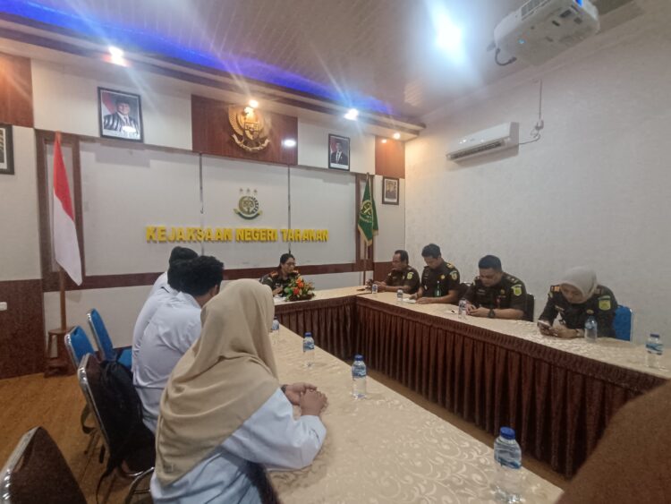 Dukung Administrasi Kependudukan, Kejari Tarakan Luncurkan Layanan Akta Kelahiran Gratis “PAGUNTAKA”