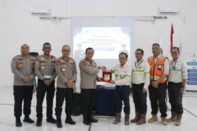 Kapolda Kaltara Apresiasi Dukungan PT. PKN terhadap Program Harkamtibmas, Kunjungi Site Tambang di Desa Apung