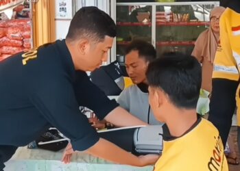 SiDokkes Polres Gelar Pemeriksaan Kesehatan Gratis untuk Pengemudi Ojek Online di HUT Bhayangkara Ke-79