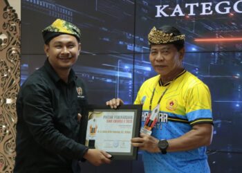 Berkontribusi Majukan Olahraga, Gubernur Raih Penghargaan SIWO PWI Award II Kaltara 2025 