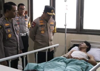 Kapolda Kaltara Kunjungi Mahasiswa Korban Insiden Aksi Unjuk Rasa, Polda Tanggung Biaya Pengobatan dan Tegaskan Komitmen Transparansi