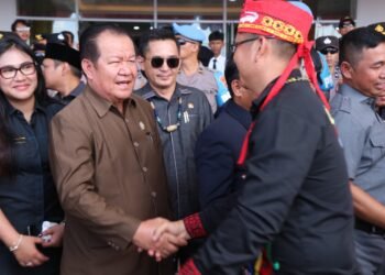 Polda Kaltara Hadir Dalam Pengamanan Aksi Damai Aliansi Masyarakat Adat Asli Kaltara, Pastikan Penyampaian Aspirasi Berjalan Tertib dan Lancar