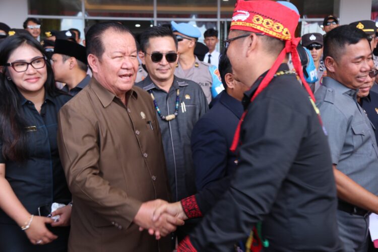 Polda Kaltara Hadir Dalam Pengamanan Aksi Damai Aliansi Masyarakat Adat Asli Kaltara, Pastikan Penyampaian Aspirasi Berjalan Tertib dan Lancar