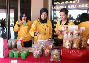 Polwan Polda Kaltara Gelar Bazaar UMKM