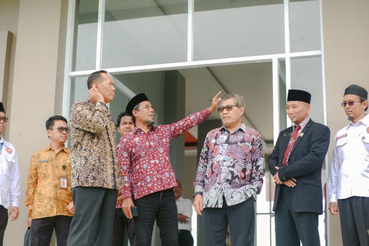 InstekMu Tarakan Dapat Motivasi dari Wamen Dikti: Jangan Minder, Terus Berkarya