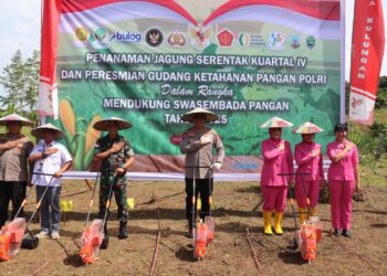 Kapolda Pimpin Penanaman Jagung Serentak Kuartal IV