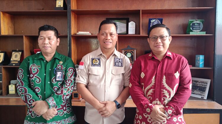 Senator Hasan Basri Puji Kinerja Kantor Pos Cabang Tarakan dalam Penyaluran BLTS Kesra