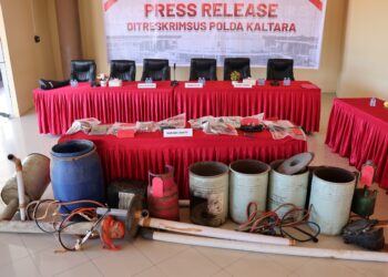 Polisi Bongkar Tambang Emas Ilegal di Bulungan, Dua Tersangka Ditangkap