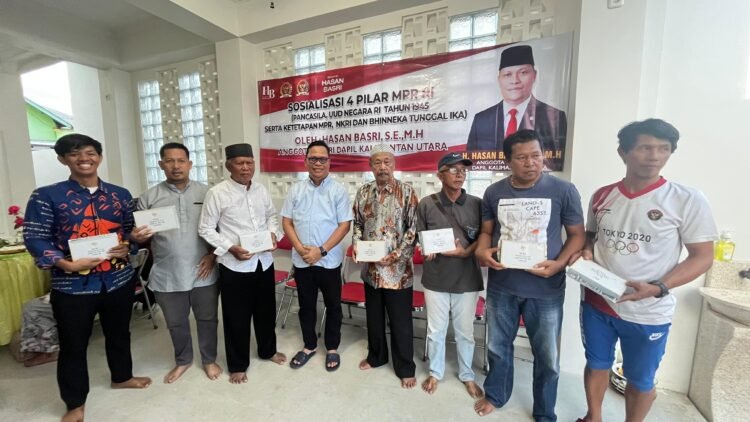 Anggota DPD RI Hasan Basri Sosialisasikan Pancasila kepada Keluarga Besar KKSS Tarakan