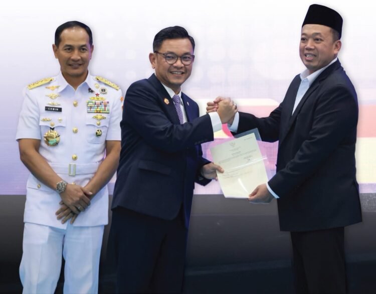 ATR/BPN Serahkan Sertipikat Hak Pakai untuk Lemhannas RI di HUT ke-61