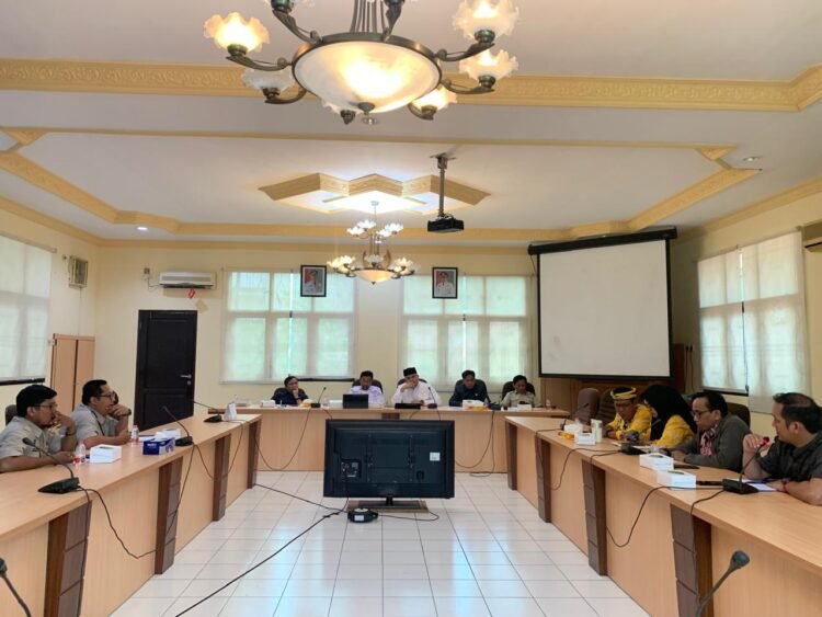 Rapat Dengar Pendapat (RDP) membahas lahan WKP yang digelar di Gedung DPRD Kota Tarakan pada Senin (25/5/2026).