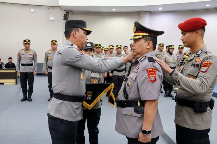 Kapolda Pimpin Upacara Pelantikan Direktur Intelijen dan Keamanan