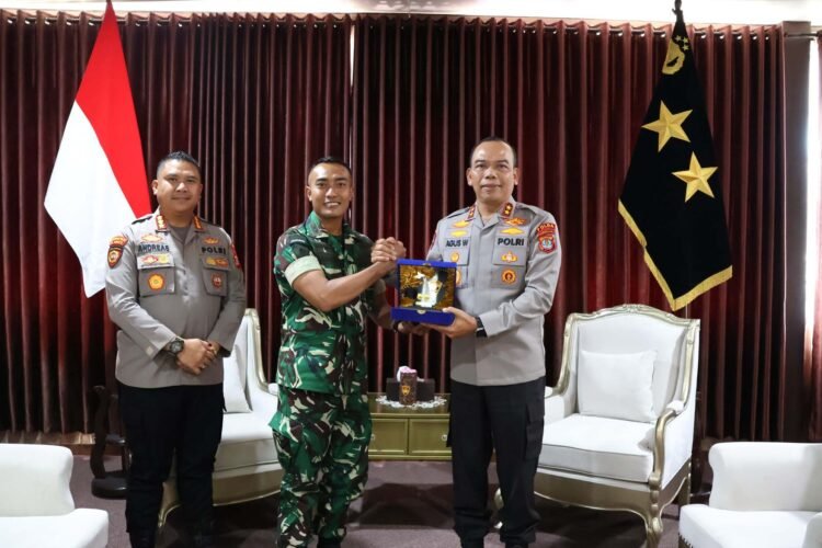 Perkuat Sinergi TNI–Polri, Kapolda Kaltara Terima Kunjungan Silaturahmi Danyonif TP 880/Banuanta