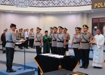 Kapolda Kaltara Pimpin Upacara Serah Terima Jabatan Pejabat Utama dan Kapolres Jajaran