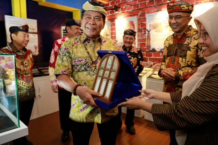 Buka KKB 2026, Gubernur Ajak Masyarakat Bangga Produk Benuanta