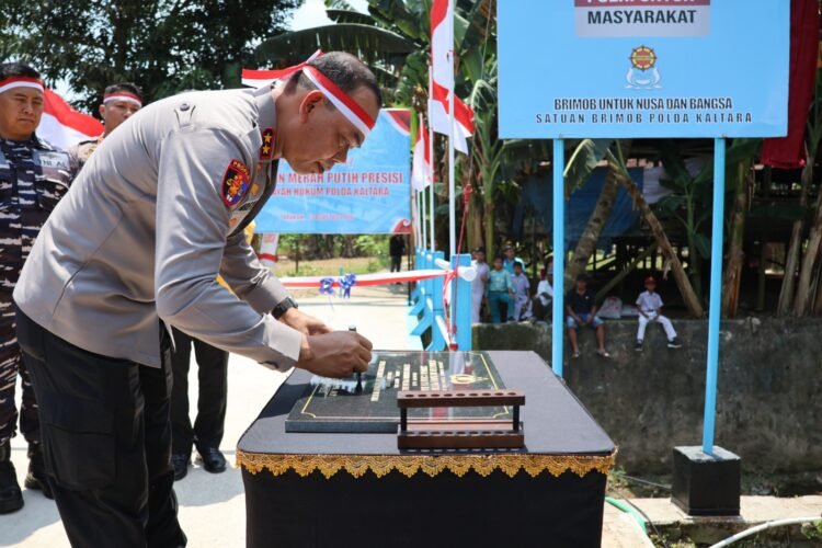 Kapolda Kaltara Resmikan Jembatan Merah Putih Presisi Sungai Cahaya Baru di Tarakan